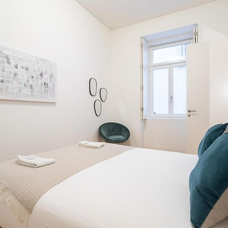 Flh Chiado Trendy Apartment ลิสบอน ภายนอก รูปภาพ