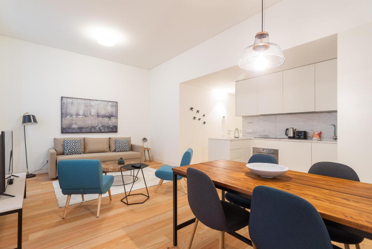 Flh Chiado Trendy Apartment ลิสบอน ภายนอก รูปภาพ