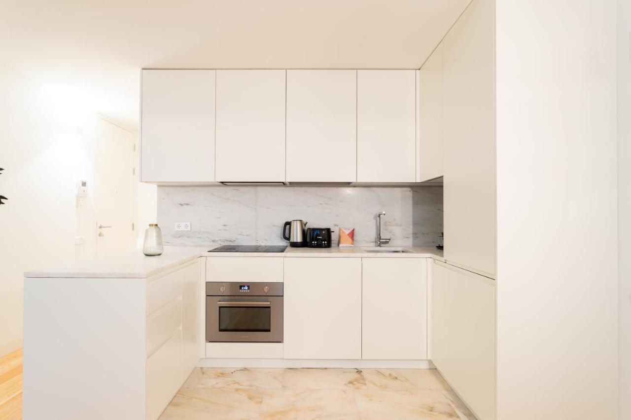 Flh Chiado Trendy Apartment ลิสบอน ภายนอก รูปภาพ