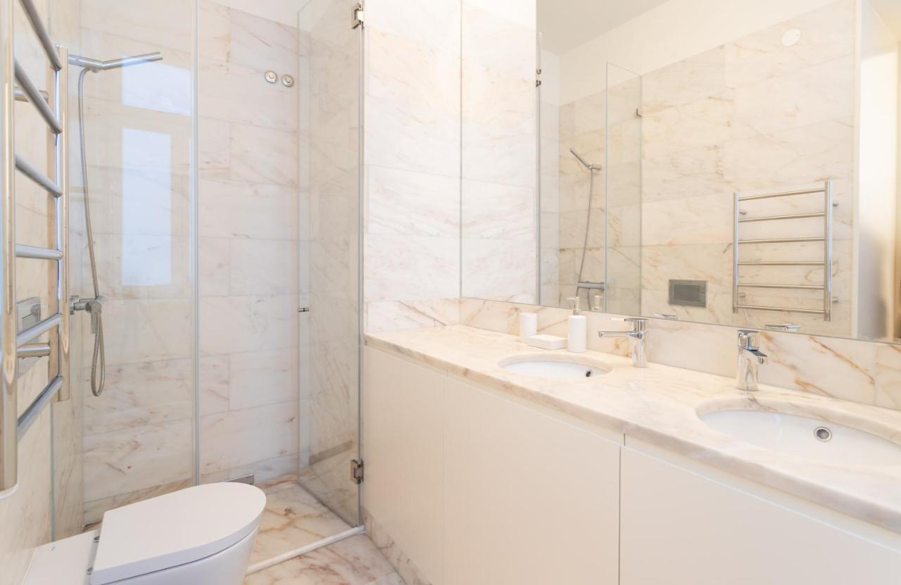 Flh Chiado Trendy Apartment ลิสบอน ภายนอก รูปภาพ
